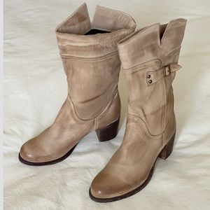 Fatte a Mano Distress Mid Calf Leather Boots Size: 8 Color: Tan/Brown